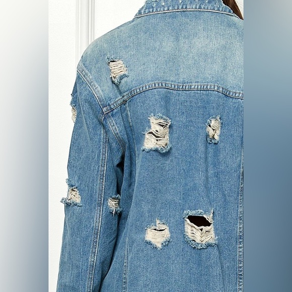 609. Distressed Denim Long Jacket in Light Wash - Picture 7 of 7